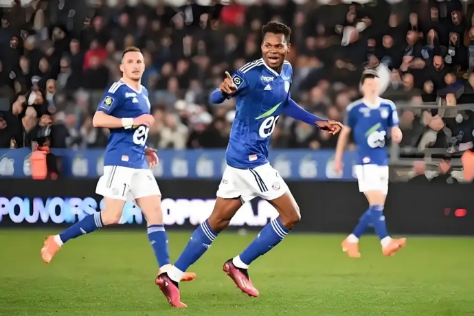 法甲焦点战：欧塞尔主场迎战勒阿弗尔，谁能打破僵局？ 第2张