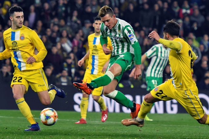 西杯焦点战：帕尔马德尔里奥主场迎战皇家贝蒂斯，低级别球队能否爆冷？ 第2张