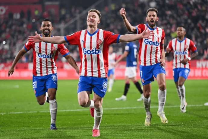 马德里竞技VS塞维利亚:西甲焦点战,铁血防线与韧性之师的碰撞