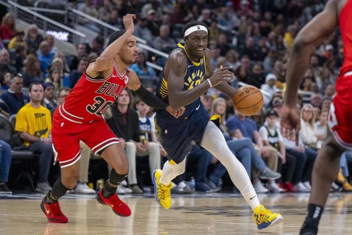 马尔卡宁狂飙35分，爵士大胜步行者稳居西部中游 第2张