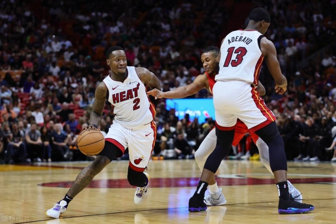 惊险对决！热火115-113险胜尼克斯，鲍威尔、麦克布莱德闪耀赛场