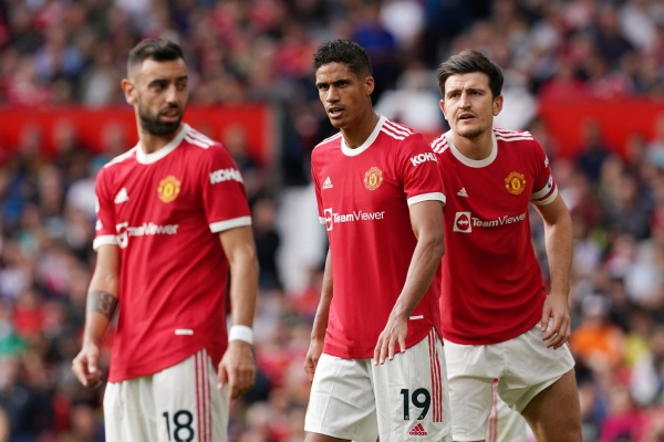 曼联主场饮恨0-1负埃弗顿，B费失良机红魔排名第十