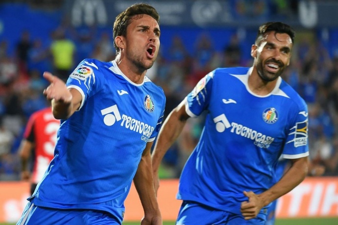 西甲焦点战：赫塔菲VS埃尔切，攻防博弈一触即发