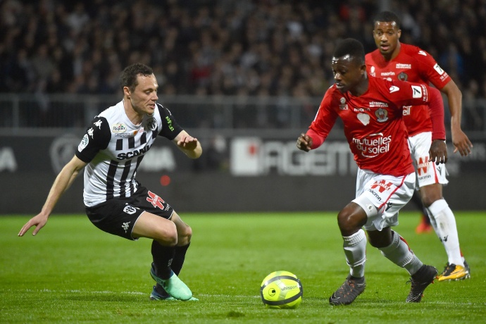 法甲焦点战：12月1日昂热VS朗斯预测分析 第2张